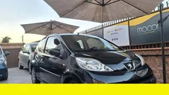 Nero Usata 2007 Peugeot 107 Due volumi | 4790 € (Buon prezzo)