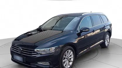 Usata VW Passat Business 150 CV (110 kW) 2022 Nero Station wagon