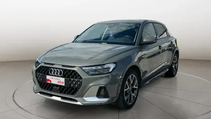 Usado Audi A1 Admired 150 CV (110 kW) 2022 Gris SUV