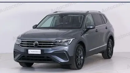 Usata VW Tiguan Allspace Life 150 CV (110 kW) 2022 Grigio SUV