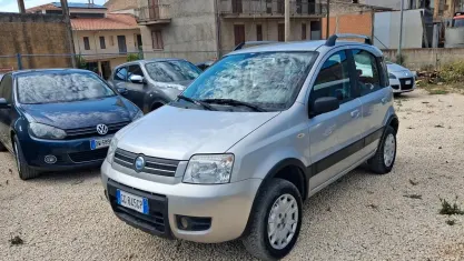 Usata Fiat Panda 4x4 Climbing 60 CV (44 kW) 2006 Grigio Utilitaria