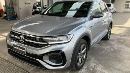 Occasion VW T-Roc R-line 110 PK (80 kW) 2023 Zilver SUV