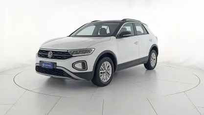 Begagnad VW T-Roc Life 110 HK (80 kW) 2022 Svart SUV