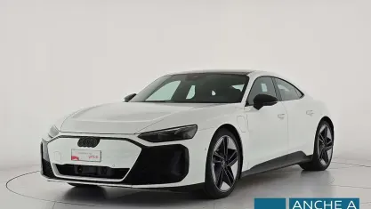 Nuova Audi e-tron GT quattro Comfort 500 kW (680 CV) 2025 Bianco Berlina