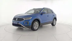 Ravenna blue metallizzato Usata 2022 VW T-Roc Life SUV | 19.900 € (Ottimo prezzo)