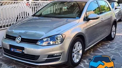 Grigio Usata 2016 VW Golf VII Highline Tre volumi | 10.900 € (Ottimo prezzo)