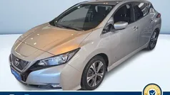 Grigio metallizzato Usata 2018 Nissan Leaf N-Connecta Due volumi | 12.200 € (Buon prezzo)