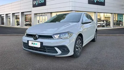 Bianco Usata 2022 VW Polo Life Tre volumi | 17.800 € (Buon prezzo)