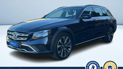 Blu metallizzato Usata 2018 Mercedes E350 Premium Station wagon | 32.700 € (Cara)