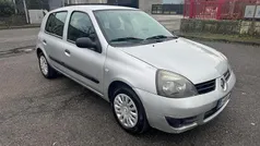 Grigio Usata 2007 Renault Clio II Tre volumi | 1500 € (Ottimo prezzo)