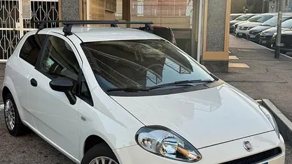 Bianco Usata 2013 Fiat Punto Furgone | 3400 € (Buon prezzo)