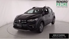 Grigio Usata 2022 Dacia Sandero Comfort Due volumi | 12.600 € (Buon prezzo)