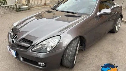 Usata Mercedes SLK200 184 CV (135 kW) 2009 Grigio Cabrio