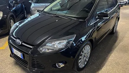 Nero Usata 2011 Ford Focus Titanium Station wagon | 4900 € (Buon prezzo)