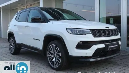 Usata 2024 Jeep Compass Summit SUV | 26.800 € (Buon prezzo)