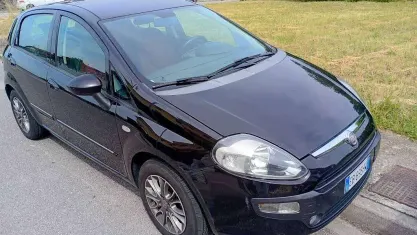 Usata Fiat Punto Evo Active 65 CV (47 kW) 2010 Nero Utilitaria
