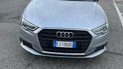 Usata Audi A3 116 CV (85 kW) 2018 Argento Berlina