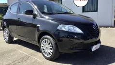 Nero Usata 2015 Lancia Ypsilon Due volumi | 7990 € (Buon prezzo)