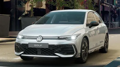 Nouvelle VW Golf VIII R-line Plus 150 ch (110 kW) 2026 Argent Berline