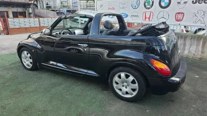 Usata Chrysler PT Cruiser Limited 143 CV (105 kW) 2004 Nero Cabrio