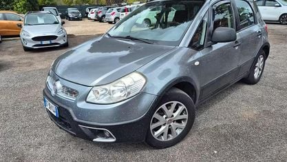 Usata Fiat Sedici Dynamic 135 CV (99 kW) 2011 Grigio SUV