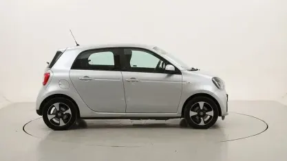 Usata Smart ForFour Electric Drive Passion 41 kW (56 CV) 2022 Utilitaria
