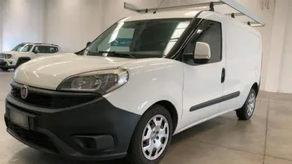 Usata Fiat Doblò 120 CV (88 kW) 2017 Bianco Monovolume