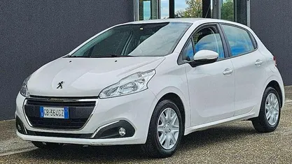 Bianco Usata 2020 Peugeot 208 Due volumi | 8900 € (Super prezzo)