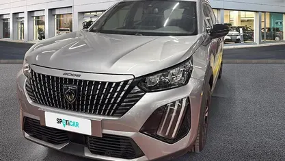 Usata Peugeot 2008 Allure 131 CV (96 kW) 2025 SUV