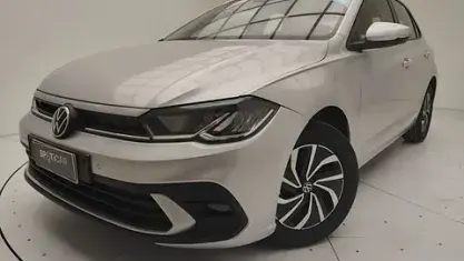 Usata VW Polo Life 95 CV (69 kW) 2024 Argento Utilitaria