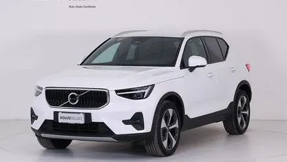 Usata Volvo XC40 Core 163 CV (119 kW) 2025 Bianco SUV