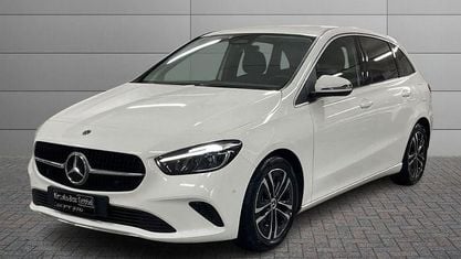 Käytetty Mercedes 200 Advanced Plus 150 HP (110 kW) 2023 Tila-auto