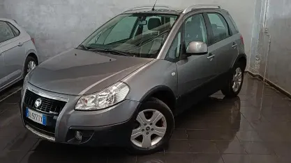 Usata Fiat Sedici Emotion 120 CV (88 kW) 2008 Grigio SUV