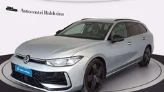 Usata 2024 VW Passat R-line Station wagon | 40.900 €