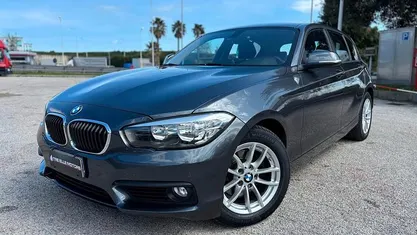 Usata BMW 120 190 CV (139 kW) 2019 Grigio Utilitaria