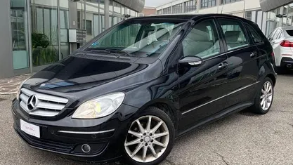 Nero Usata 2008 Mercedes B200 Monovolume | 3200 € (Buon prezzo)