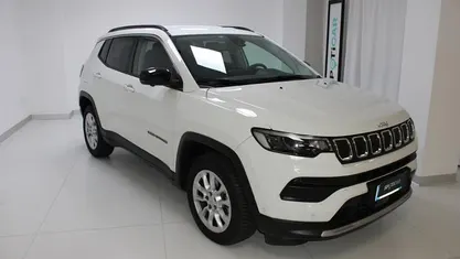 Usata 2024 Jeep Compass Limited SUV | 27.900 € (Buon prezzo)