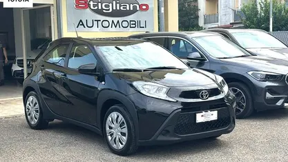 Nero Usata 2025 Toyota Aygo X SUV | 15.499 € (Buon prezzo)