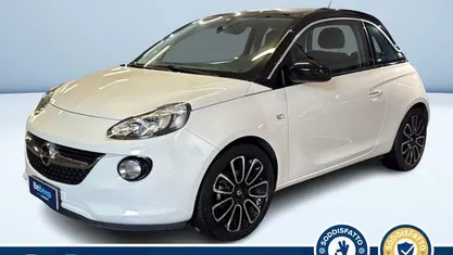 Usata Opel Adam Glam 87 CV (63 kW) 2018 Beige metallizzato Utilitaria