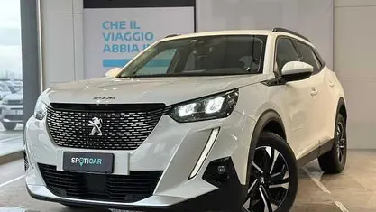 Usata Peugeot 2008 Allure 101 CV (74 kW) 2021 SUV