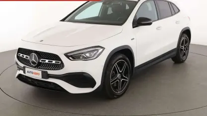 Usata Mercedes GLA250 AMG line 218 CV (160 kW) 2021 Bianco SUV