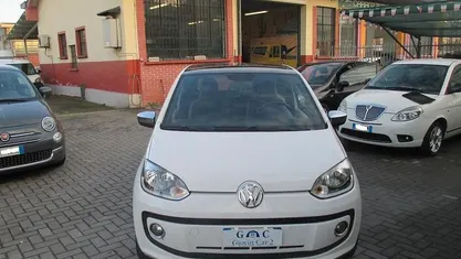 Usata VW up! 68 CV (50 kW) 2015 Utilitaria