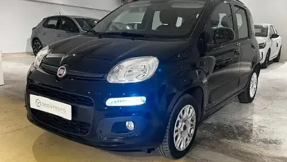 Usata Fiat Panda Lounge 75 CV (55 kW) 2015 Nero Utilitaria