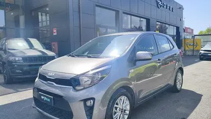 Usata Kia Picanto Urban 65 CV (47 kW) 2023 Grigio Utilitaria