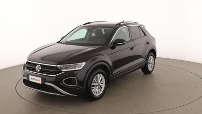 Usata VW T-Roc Life 110 CV (80 kW) 2022 Nero SUV