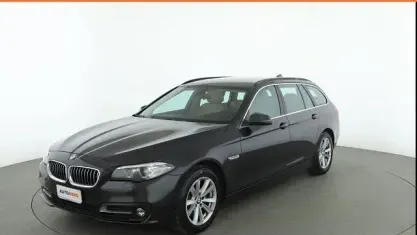 Gebraucht BMW 520 190 PS (139 kW) 2015 Grau Kombi