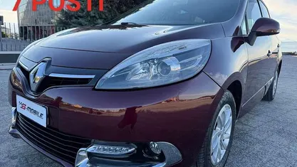 Rosso Usata 2014 Renault Scénic III LIMITED Monovolume | 6700 € (Buon prezzo)