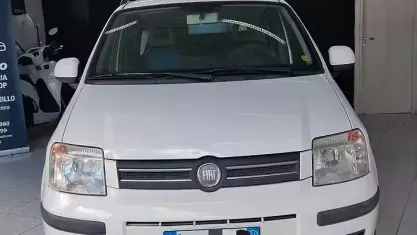 Usata Fiat Panda 69 CV (50 kW) 2011 Bianco Utilitaria