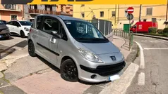 Argento Usata 2006 Peugeot 1007 Due volumi | 2200 € (Buon prezzo)