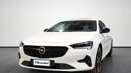 Usata Opel Insignia Sport 174 CV (127 kW) 2021 Bianco Berlina